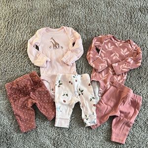 Carters newborn onesies and pants bundle